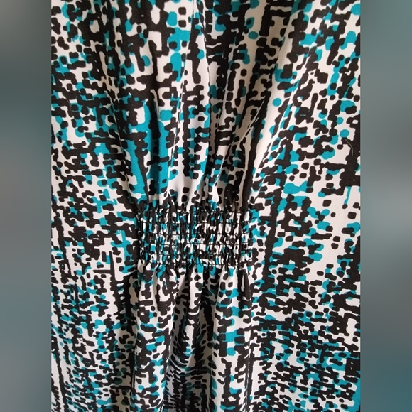 Covington Sleeveless Blouse with Ruffle, Blue Black and White Print, Size M - Picture 2 of 8